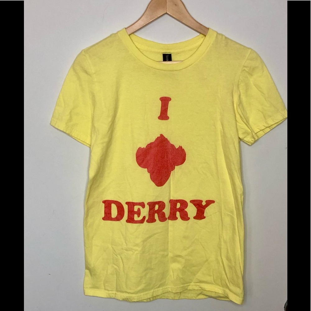 IT Chapter Two I ❤️ Derry T-shirt Sz Small